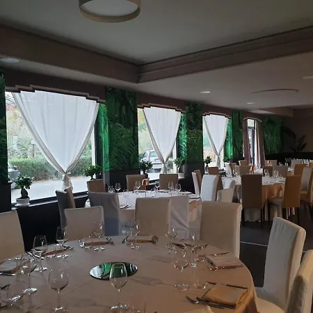 Mood Sea Stage Hotel *