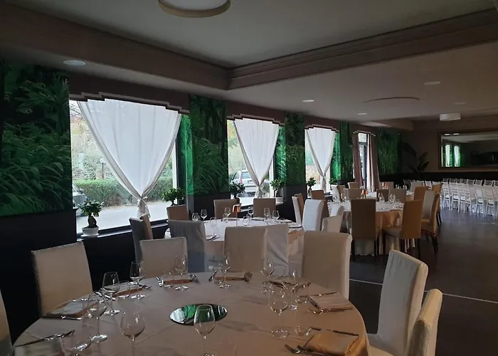 Mood Sea Stage Hotel *